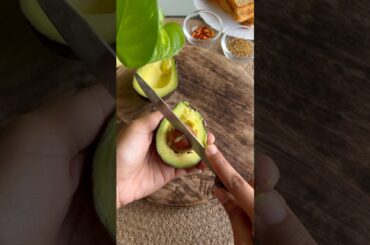 Avocado Toast | Avocado Recipe #healthyrecipes #vegetarianrecipies #food #diet #trending #shorts