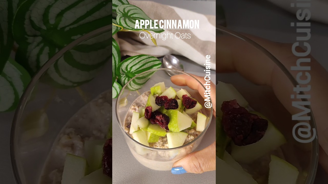 Apple Cinnamon overnight oats healthy breakfast #easyrecipes #overnightoats #oatsforbreakfast Apple Cinnamon overnight oats healthy breakfast #easyrecipes #overnightoats #oatsforbreakfast