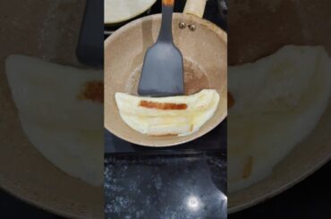 Bread Waste Omelette Recipe|Bread Omelette|#breakfast #shortsfeed #shorts#egg#easyrecipe#bread#song