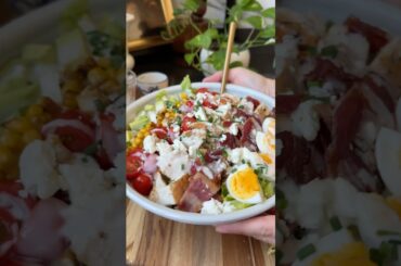 Healthy Chicken Cobb Salad #chickenrecipe #healthysalad #healthyrecipes