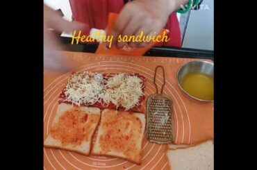 healthy sandwich jo sabko bahut pasand aayega jarurbnaye #recipe #cooking #viralpost #viralvideo
