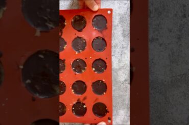 23/30: Chocolate - Peanutbutter - Cups  #shorts #foodie #recipes #easyrecipe #healthysnacks