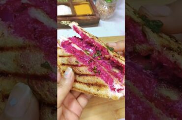 Beetroot Dahi Toast | #ytshorts #viral #sandwich #recipe #cooking