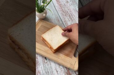 Tag your Hostel Squad! Hostel Sandwich Recipe!  #india #bread #foil #butter #sandwiches #trending