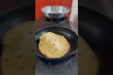 Healthy Carrot Chapati Recipe | Soft Roti with Gajar & Whole Wheat Flour #CarrotRoti