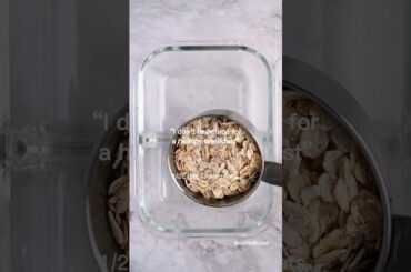 Recipe in first pinned comment! #overnightoats #healthybreakfast #mealprep