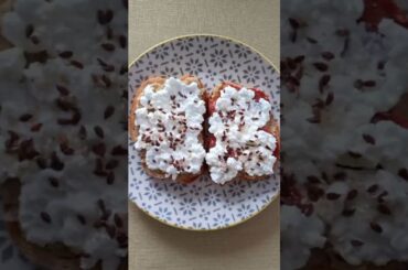 #breakfast #breakfastideas #healthy #food #recipe #shorts #easyrecipe #foodie #easytomake #hummus