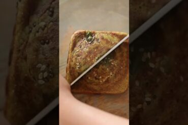 Sprouts Oats Sandwich No Bread-This is great high protein breakfast recipe #sprouts #oats #aasakooda