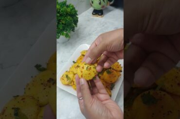 Healthy Suji Besan Snacks #suji #recipe #shorts #snacks #food #anyonecancook  #cooking#ytshorts