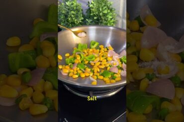 So tasty and healthy breakfast #10minutesrecipe #nutan’skitchen #breadpoha