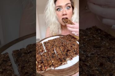 30 Granola Bars In Minutes? No Bake, 3 Base Ingredients! #VeganEats #EasyRecipes  #plantbased