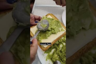 Avocado Toast Breakfast #healthy #bread #breakfast #yummy #toast #foodie  #food #shorts #trending