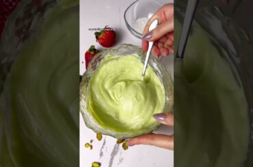 You won’t want to miss this!!! #proteinbark #dubaichocolate #healthydessert #lowcalorie #lowsugar