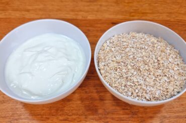 REPLACE BREAD! Mix OATS and YOGURT and you'll LOVE it! Easy, NO FLOUR, Quick, Healthy and Delicious