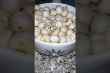 #healthylifestyle #tranding #food #recipe #kneepain #homeremedies #healthy #healing #makhana #shorts