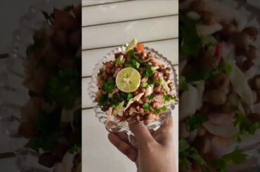 Healthy Chana Salad Recipe | Tasty & Easy Weight Loss Snack #chanasalad #recipe #food #youtubeshorts