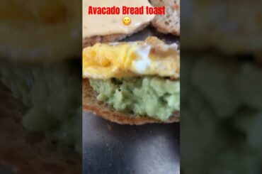 #avacado #egg  #bread #toast #yummy #healthy #breakfast #option #trending #shorts #viralvideo#tasty