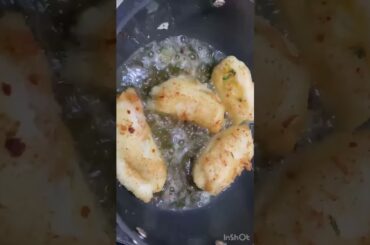 Bread roll in 5 minutes #breadupma #poha #trending #viral #shorts #ytshorts #shortsfeed #breakfast