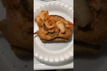 Kimchi chicken with avocado sauce. #foodshorts #food #foodie #healthy #sandwich #foodlover