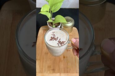 Healthy Breakfast smoothie for healthy hair and glowing skin