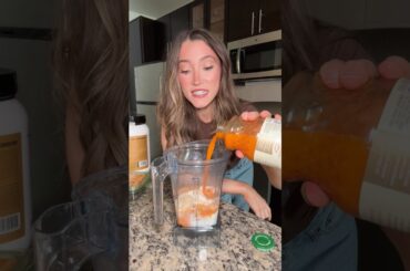 CARROT CAKE PROTEIN SHAKE #protein #recipe #proteinshake #smoothie #healthyeating #healthyrecipes