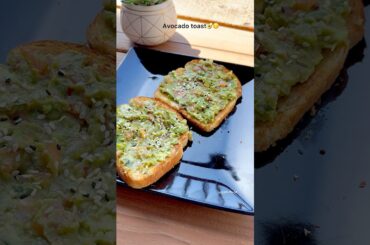 Avocado toast | healthy breakfast recipe | easy toast recipe #avocadotoast #healthyrecipes