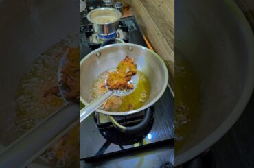 let's see sam ke chote mote bhuk#minivlog #snacks #viralvideo #trending #homemade #youtubeshorts