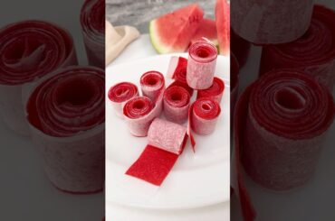Watermelon Fruit Rolls Ups inspired by Bonanza Billion on @cafecasinolv #fruitleather #fruitrollup