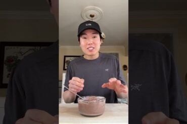 Healthy high protein chocolate covered strawberries #highprotein #healthyrecipes #foodhacks