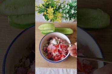 cucumber boat salad #cucumberboatsalad #salad#boatsalad #sproutsalad
