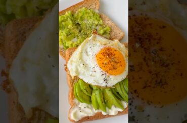 Lazy girl breakfast/ lunch/ dinner is Avocado & Egg Toast #easyrecipe #healthy