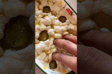 no knead focaccia (airfryer friendly + five ingredients)