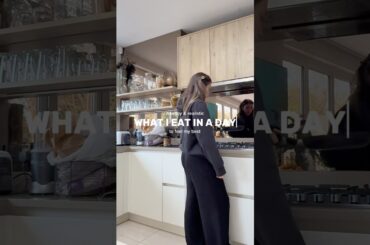 What I eat in a day #healthyrecipes #mealideas #healthymeals #dieting #caloriedeficit #fatloss