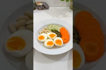 High Protein & Low Calorie Breakfast Idea #recipe #shorts