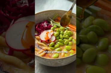 15 Minute Peanut Butter Udon Soup | SO VEGAN #recipe #veganrecipes #healthyfood #shorts