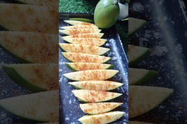 Raw Mango with Salt & Chilli  | Ultimate Street Style Snack! #shorts #mango #recipe #snacks