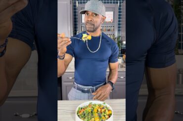 Arugula and Microgreen Salad w/ Lemon Dressing! Oil-Free!