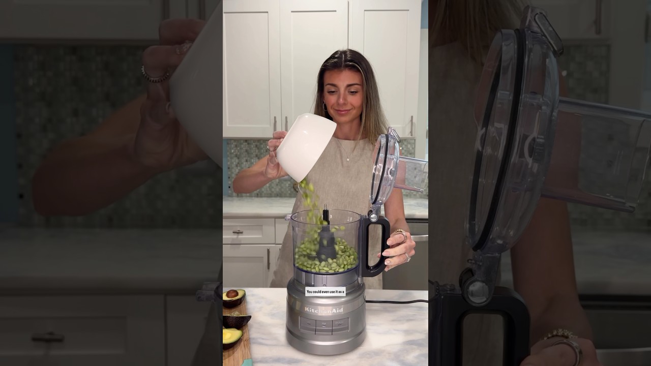 Avocado Edamame Hummus | Recipe Details in Description | cookingkatielady.com Avocado Edamame Hummus | Recipe Details in Description | cookingkatielady.com