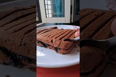 slurp farm ragi pancake in sandwich maker #shorts #@suruchigupta6340 #viralshorts #chocolate