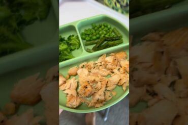 Healthy lunch for toddler!#food #healthy #toddlers #salmon #veggies #mom #momlife #cooking #shorts