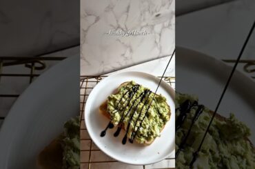 avo & egg salad