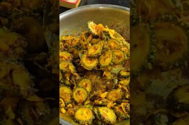 #shorts #viral #food #lunch #simplelunch #karela #kachikeri #laukidal #easylunchrecipe #healthylunch