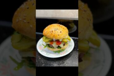 #burger #food #sandwich #yummy #cooking #dinner #baking #sourdough #recipe #homemade #healthy #grill