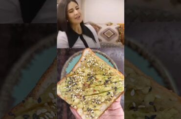 Katrina Kaif eats this special toast for breakfast | Avacado sandwich | breakfastrecipe #shorts