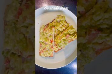 Avacado toast | Healthy Breakfast Ideas | 5 mins recipe #ytshorts #food #recipe #cooking #easyrecipe