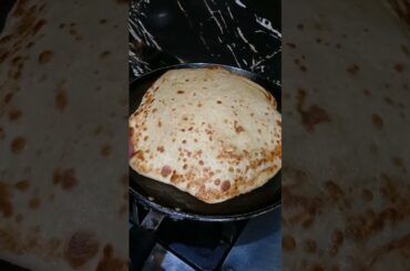 Crispy Potato paratha Recipe #aloparatha #youtubeshorts #food #healthybreakfast #recipe