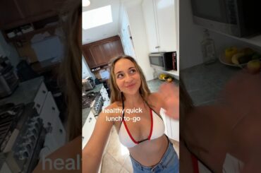 healthy & quick lunch to-go! today’s a beach day!!! #healthylunch #easylunchbox #nutritionist