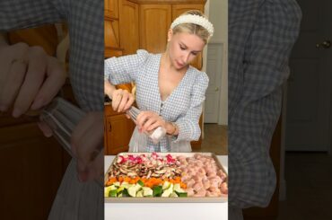 Lemon-Garlic Chicken & Veggie Tray Bake(High-Protein | Meal Prep Friendly | Anti-Inflammatory)