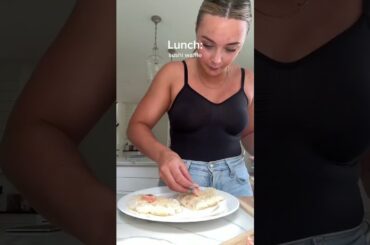 Which of these meals is most your vibe?? Take this as a sign to plan to use some Sunday time to plan