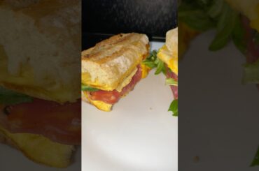 Bread Egg Sandwich #food #france #recipe #cooking #easyrecipe #healthy #bread #sandwich #eggrecipe